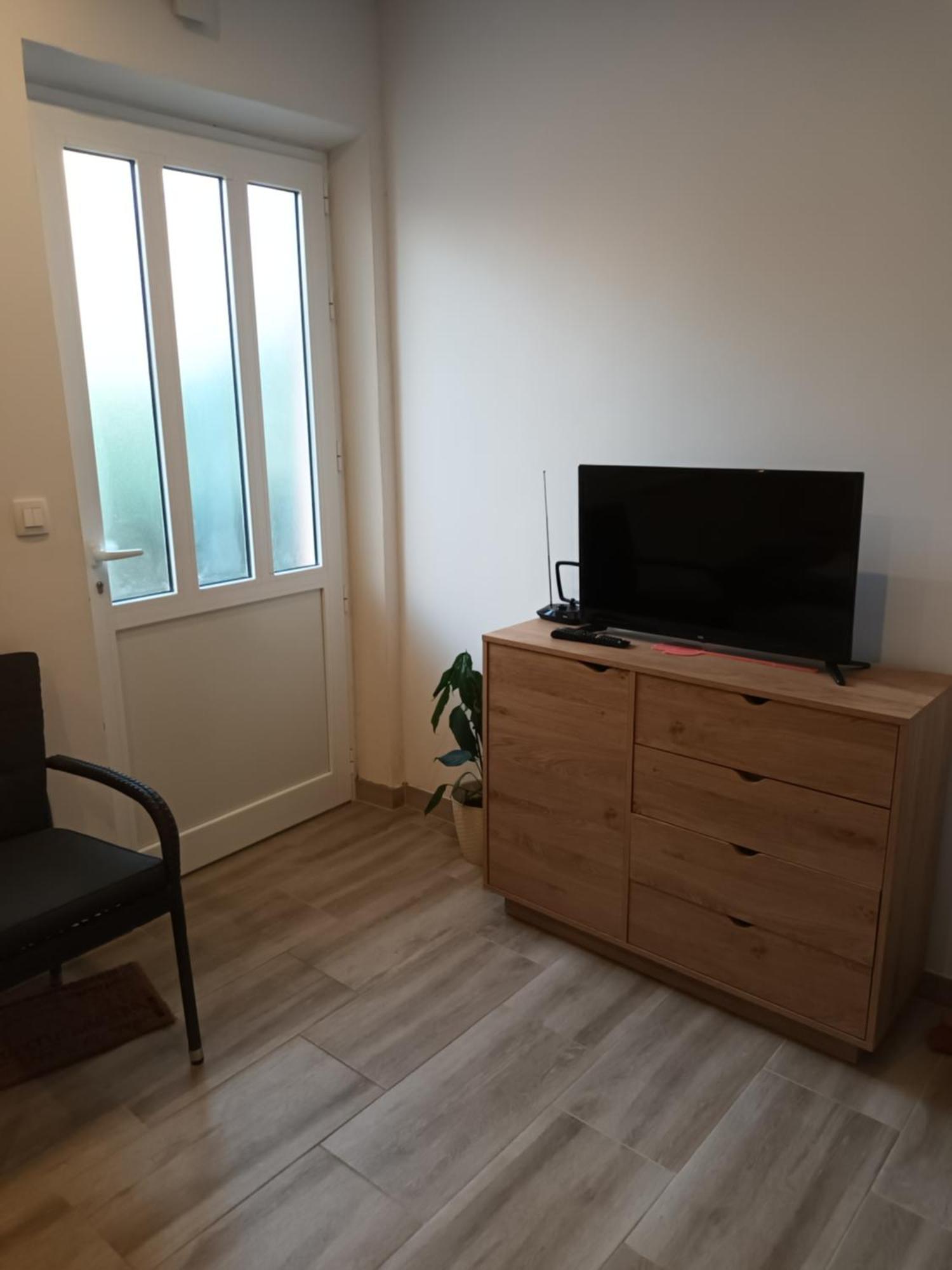 Apartmán Cici Dugi Rat Exteriér fotografie